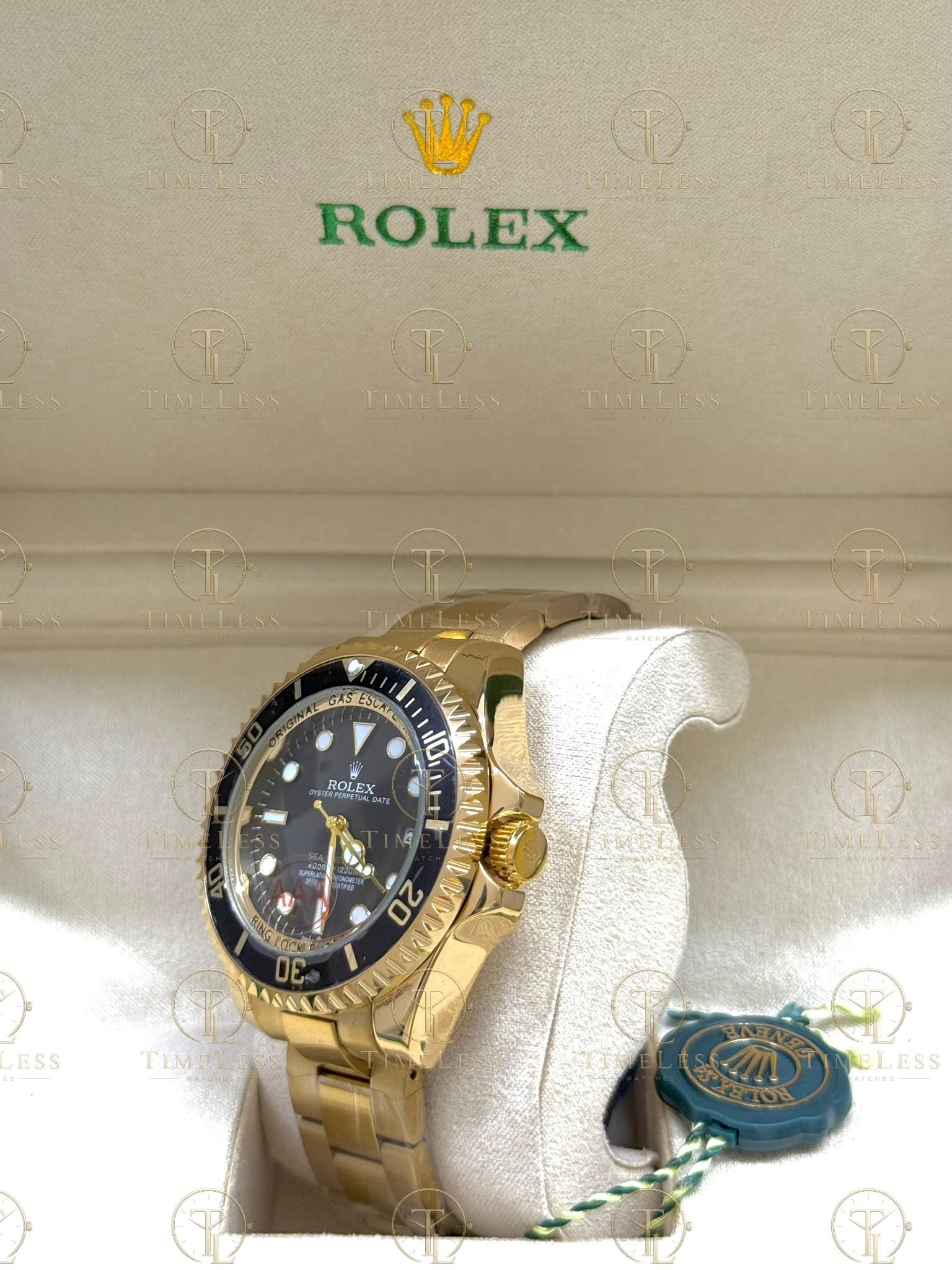 SEA-DWELLER gold , black dial , oyster bracelet
