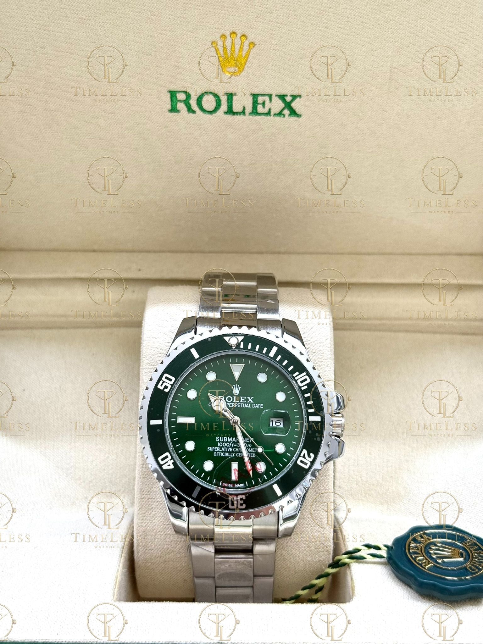 SUBMARINER HULK silver , green dial , oyster bracelet